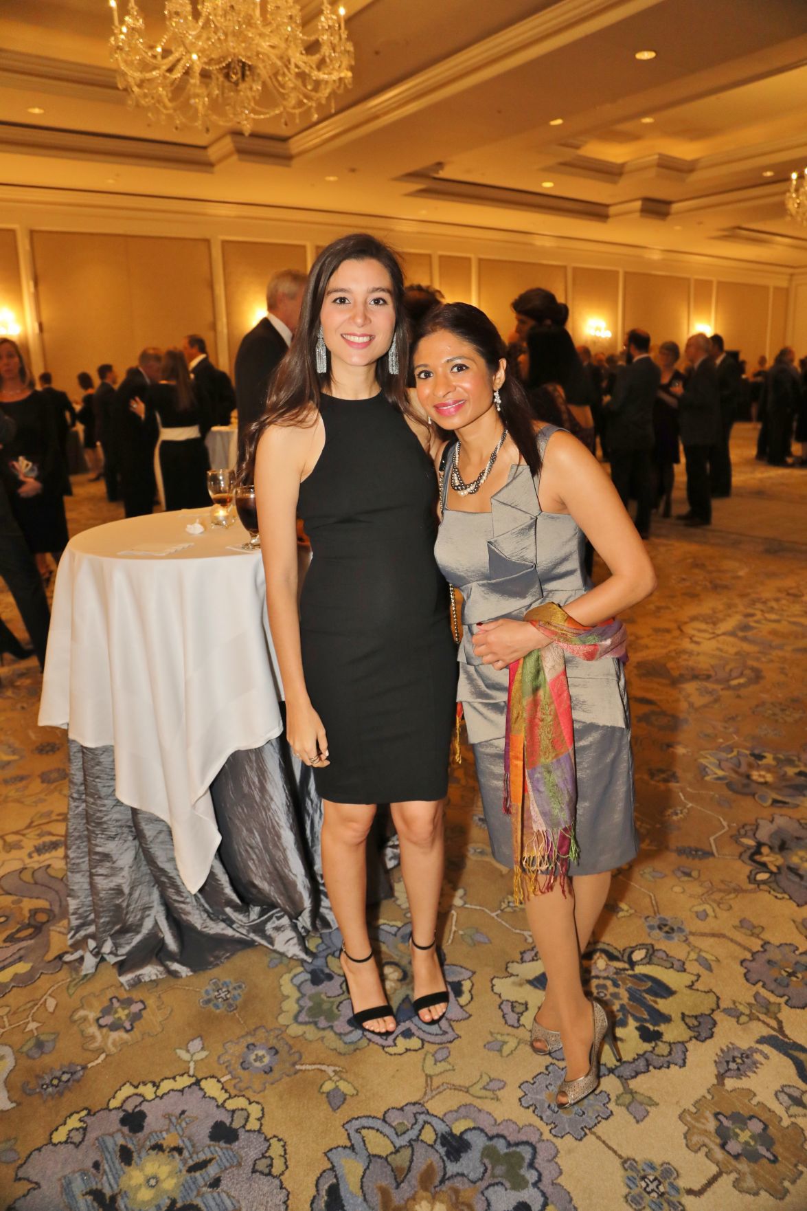 Janet Contreras, Roshni Parikh